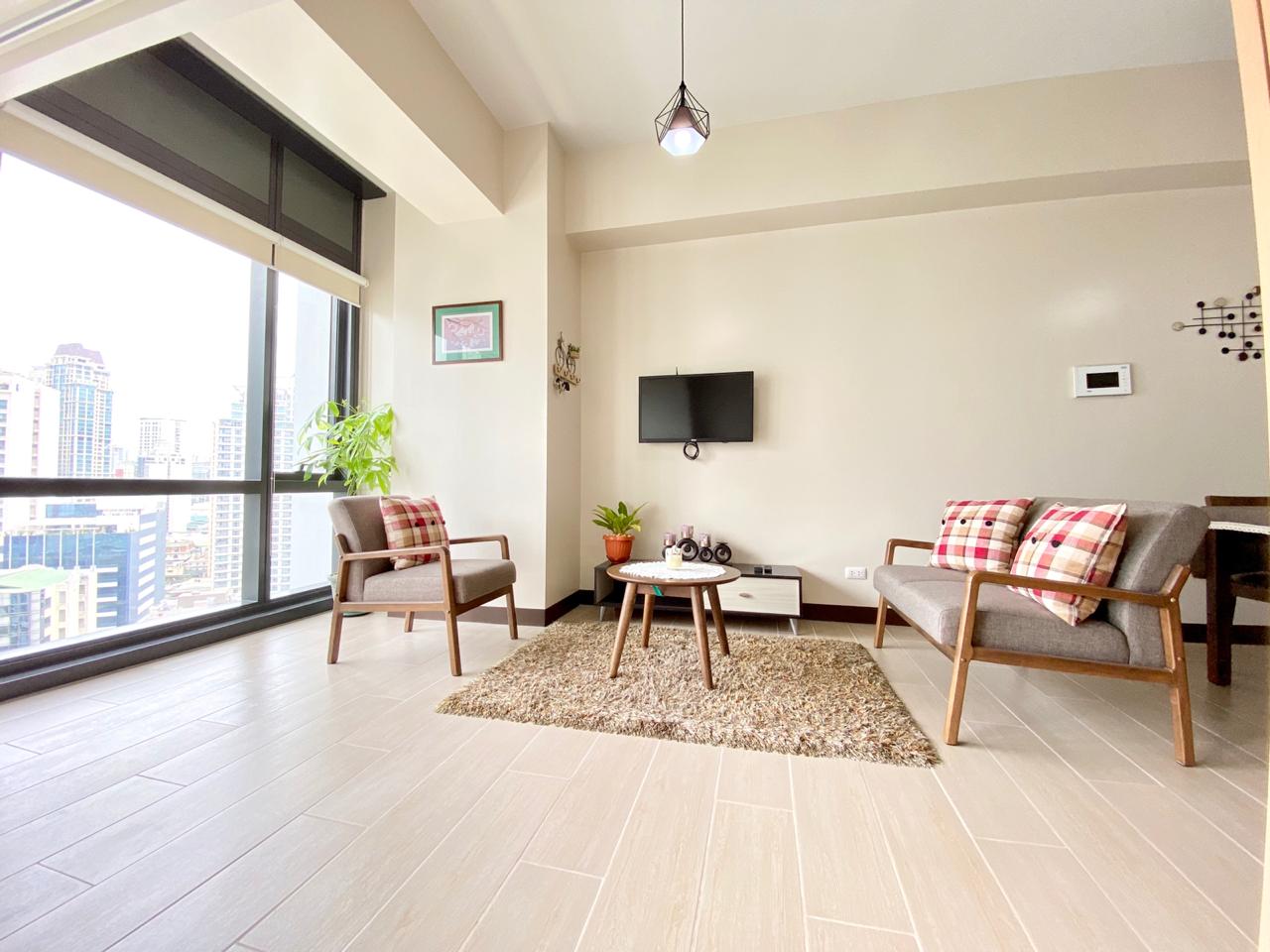 Greenbelt Hamilton 2 Executive Studio Condo unit For Rent