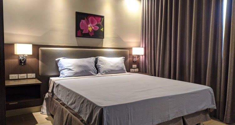 FOR RENT Fully Furnished Studio unit in The Residences at Bonifacio ...