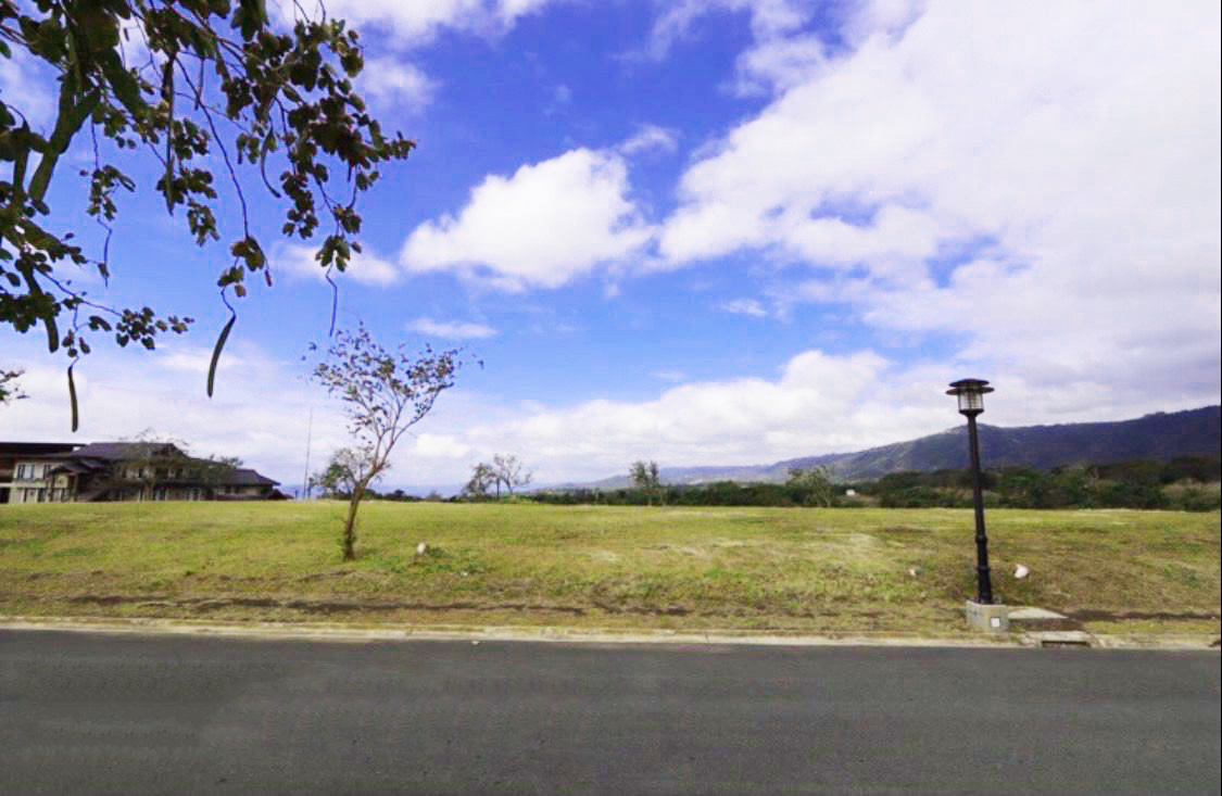 FOR SALE Residential Lot in Sycamore Heights Everbright Real Estate